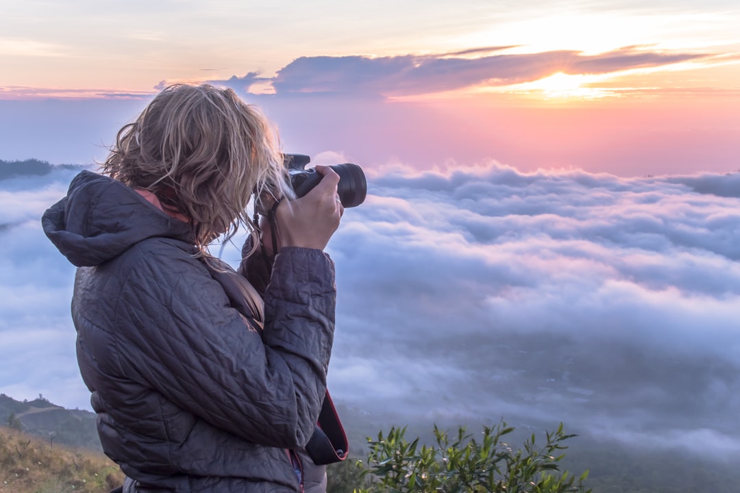 Photo Excursii fotografice: Ghidul complet pentru capturarea momentelor de neuitat în natură și orașe