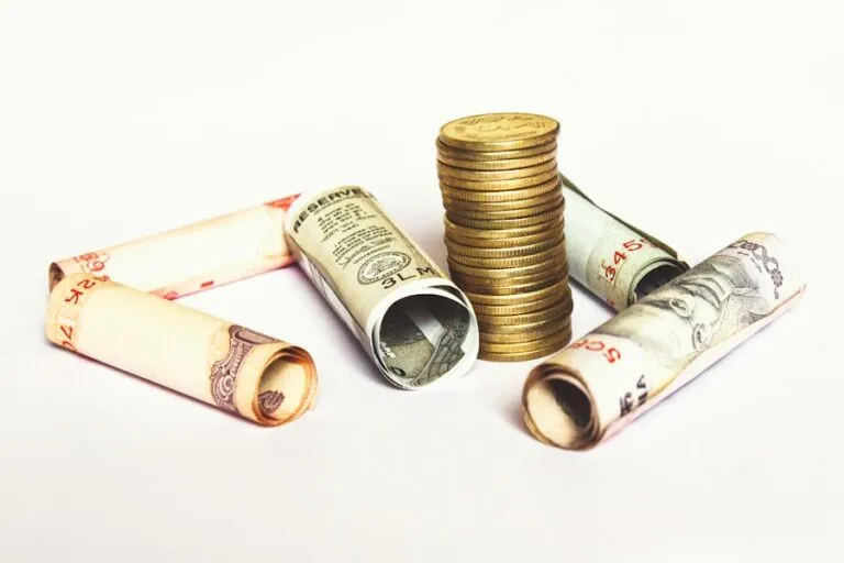 Photo "How to protect your business cash flow during an economic crisis"