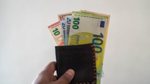 Cum să crești veniturile fără să lucrezi mai mult