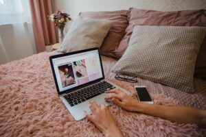 Cum să-ți crești brandul personal online