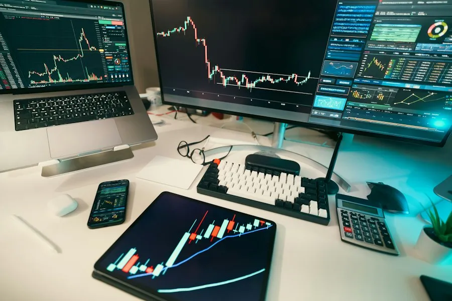 Photo small investment business ideas analysis